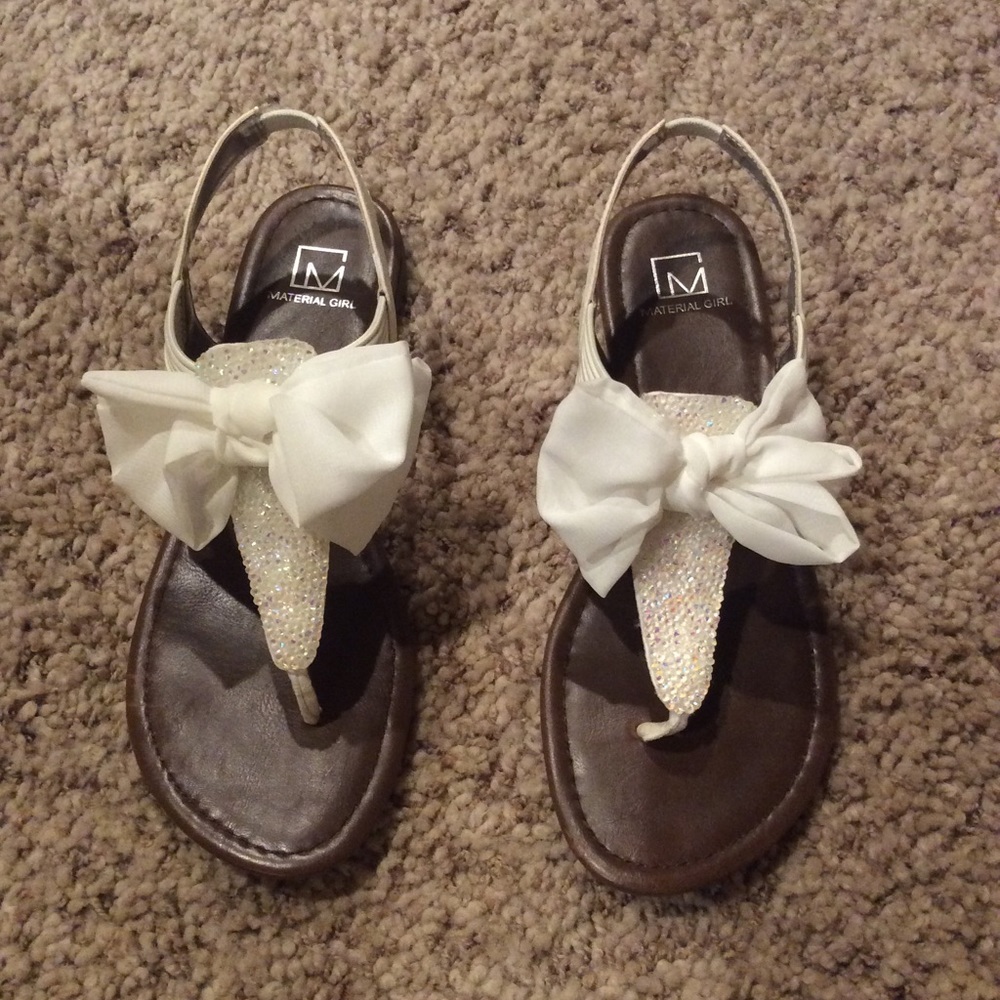 Material Girl White Bow Sandals, Size 9